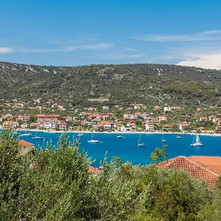 Appartement A8 - Modern Apt With Terrace 3 Min Walk To Beach *