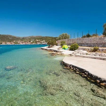 Appartement A8 - Modern Apt With Terrace 3 Min Walk To Beach *